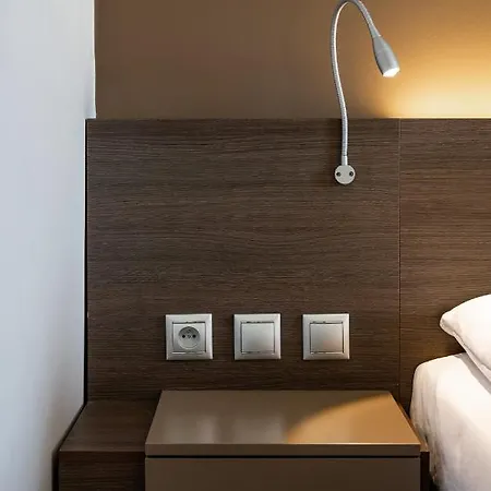 Expo Hotel